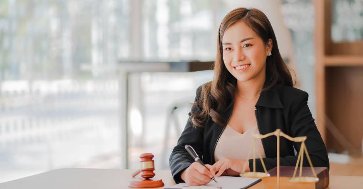 What You Need to Excel as a Legal Assistant