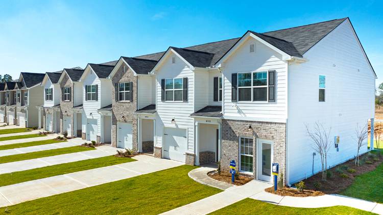 Are Townhomes a Good Investment? Pros and Cons
